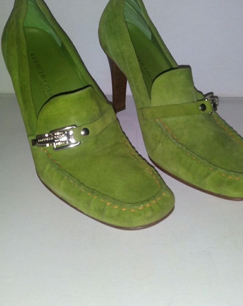 Kenneth Cole suede heels